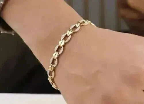 Elegante brazalete de tenis enchapado en oro amarillo de 14 k con diamantes simulados de corte redondo de 5 quilates Foto 2 de 4