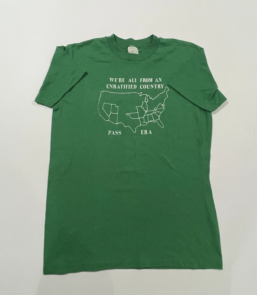 Camiseta pequeña vintage de sufragio de votación de enmienda de igualdad de derechos de los años 70 para mujer Foto 4 de 4