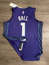 Lamelo Ball Charlotte Hornets Men’s Large Jersey! Nwt 