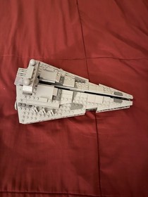 LEGO Star Wars: Midi-Scale Imperial Star Destroyer (8099) Complete 100%