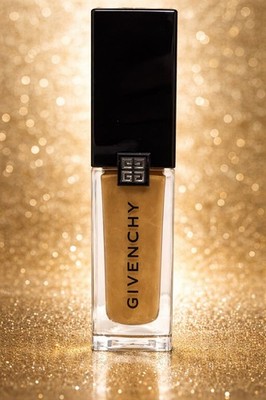 Givenchy Prisme Libre Fluid Foundation 5-W385 Skin Caring Glow 30ML NEW Makeup