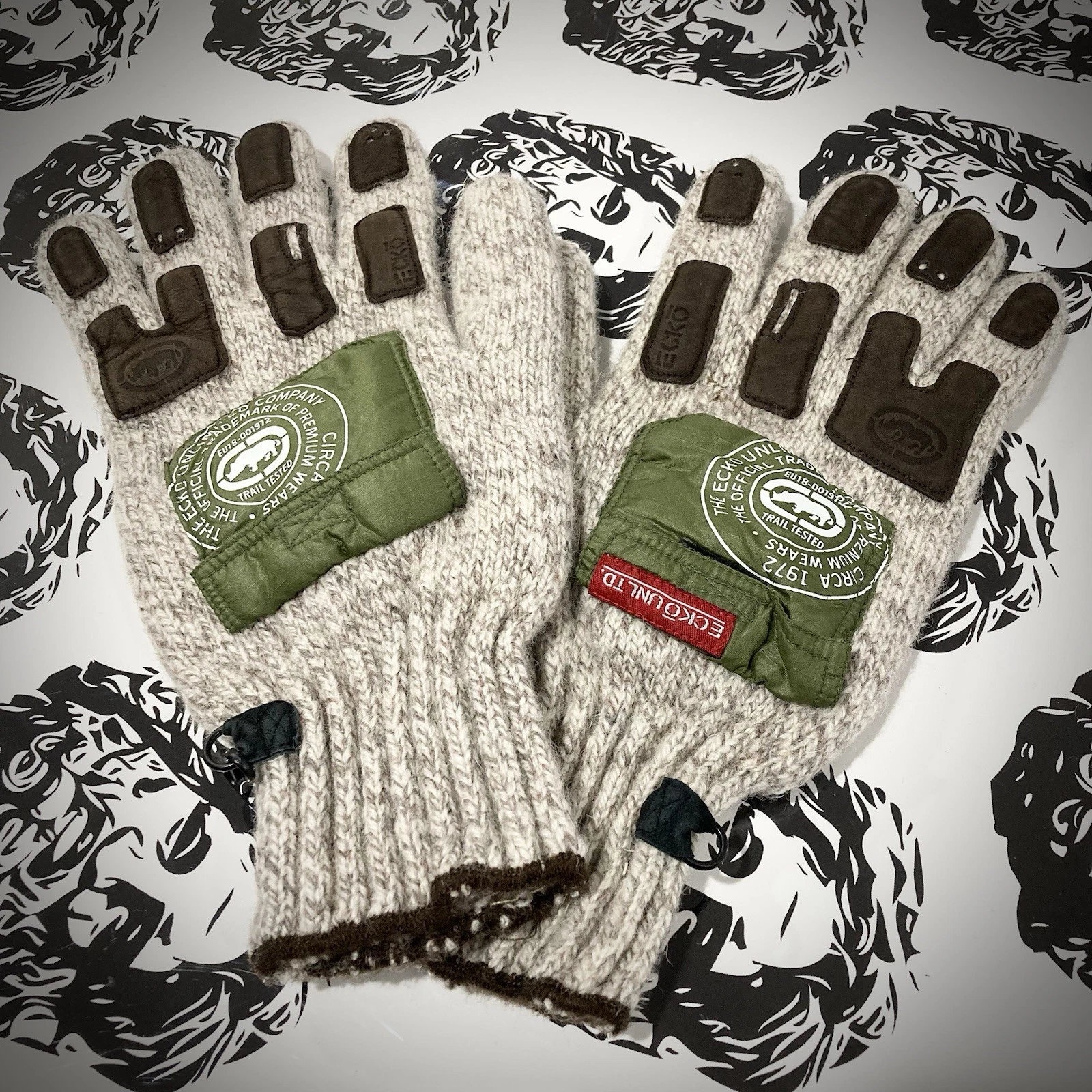 Vintage Eckō Unltd. Thinsulate Insulated Winter Gloves Original NY Classic S/M/L