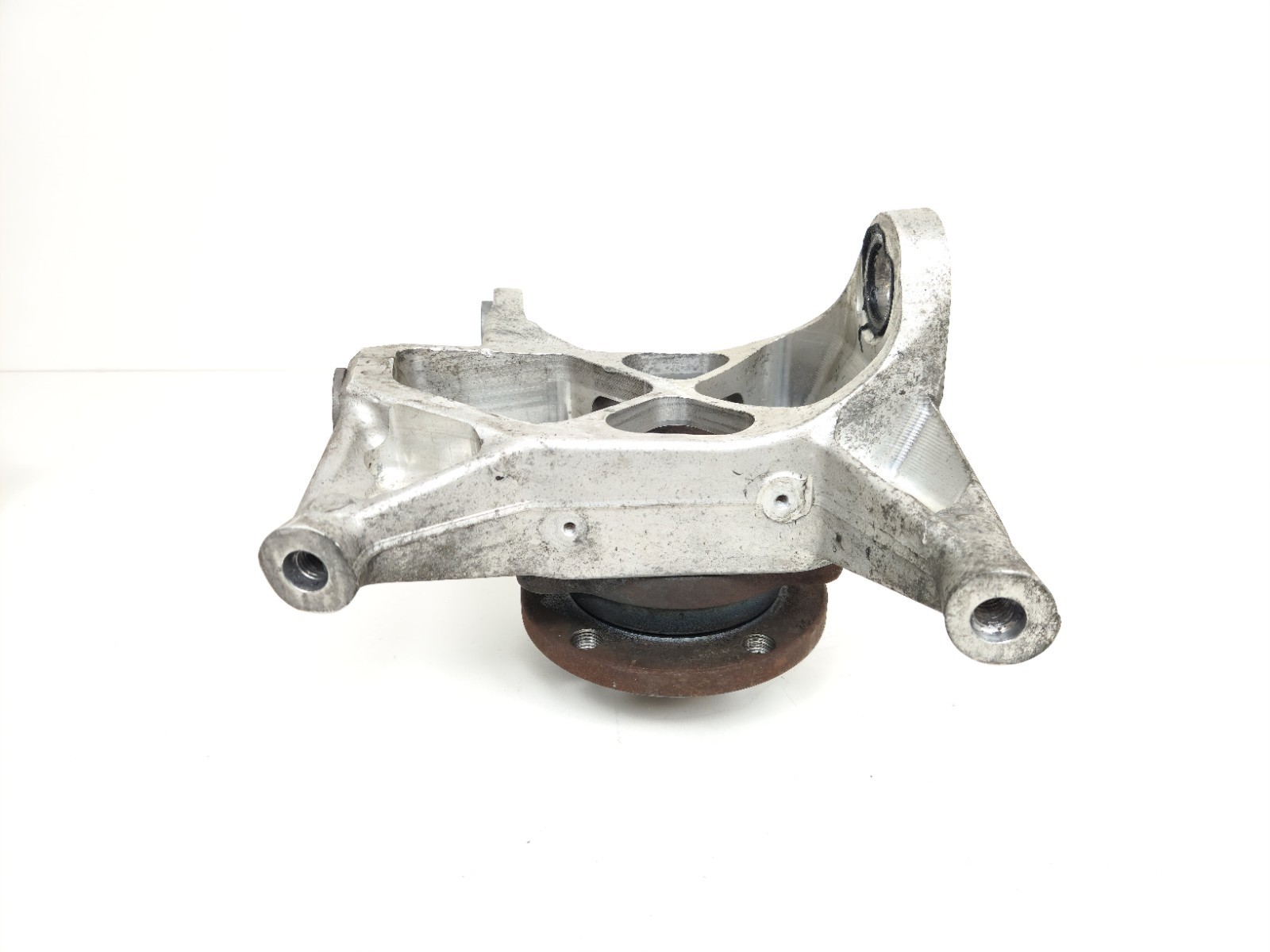 2015-2017 MCLAREN 675LT FRONT RIGHT PASSENGER HUB KNUCKLE SPINDLE OEM