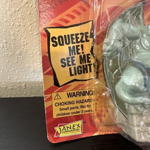 Vintage 1995 neu im Karton Wasserspeier Spielzeug Squeeze Light Broadway - Bild 3 von 6