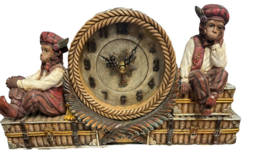 Vintage Bellhop Monkey Desk Mantle Clock Battery Operated - Afbeelding 1 van 9