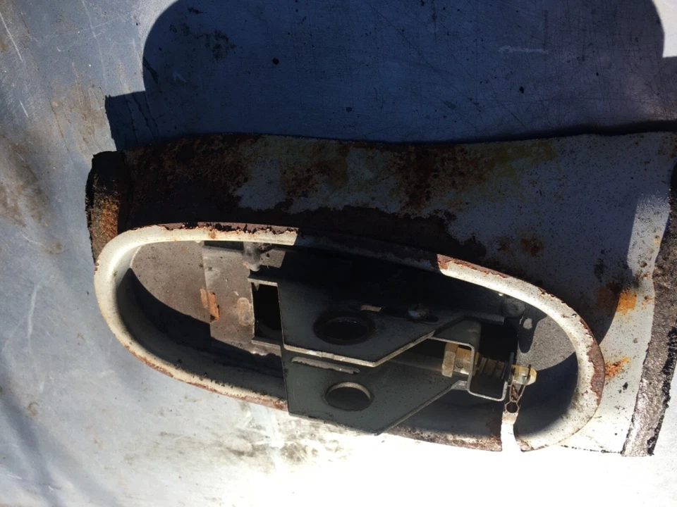 Panel cuadro freno mano bmw 2002 1600 2002tii e10 Foto 3 de 3