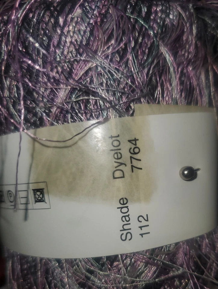 1 Cascade Yarns Fabulash eyelash yarn 100% nylon 25g Silver Purple Gray - Image 4 of 4