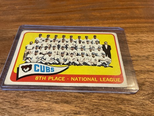 1965 TOPPS #91 CHICAGO CUBS TEAM CARD W/ERNIE BANKS/RON SANTO/BILLY WILLIAMS VG - Picture 2 of 3