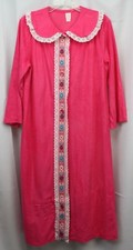Vtg Robe Housecoat Velour Pink Embroidered Trim Long Buttons Retro 60s 70s M