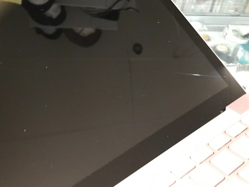 MICROSOFT SURFACE LAPTOP 3 WINDOWS 11 , 256GB SSD , 8G RAM - CRACKED SCREEN - Picture 23 of 24