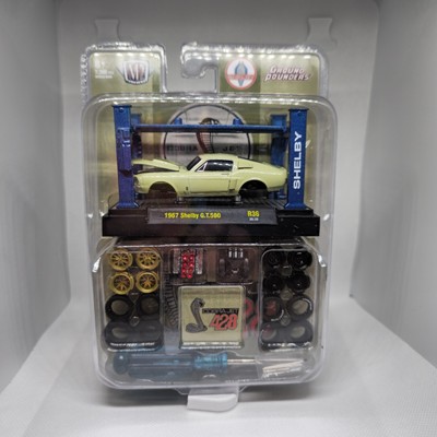 M2 Machines 1967 Shelby Cobra G.T. 500 Model Kit