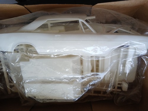 AMT Orig. Ford Galaxie 500 XL edición 1966, kit de depósito de chatarra techo rígido - Imagen 7 de 11