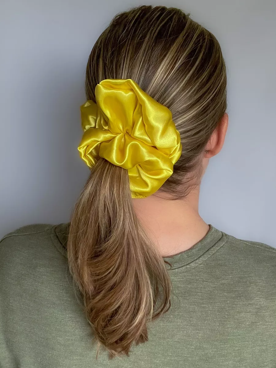 Yellow scrunchie 2024