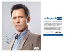 Jeffrey Donovan "Burn Notice" AUTOGRAPH Signed 'Michael Westen' 8x10 Photo ACOA