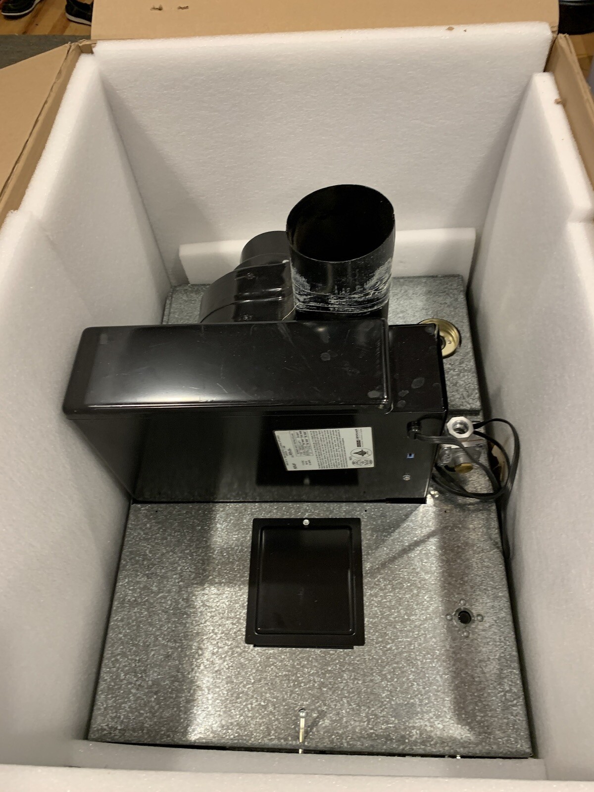 Jenn Air 30” Gas Cook Top Two Grills Both Sides CG206B Black Down Draft