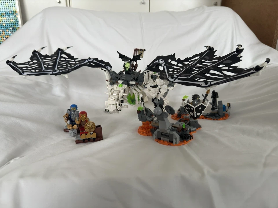 LEGO Ninjago 71721 Skull Sorcerer's Dragon, Foto 1 von 5