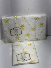 Wamsutta Set Supercale Yellow Flowers Full Double Fitted Sheet  & 2 Pillowcases