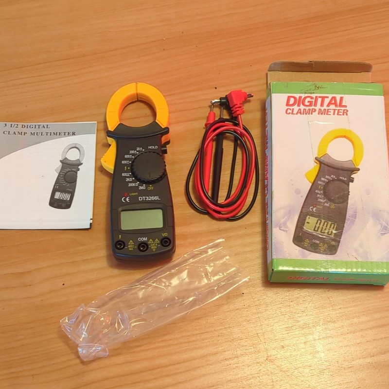DT3266L Digital Clamp Multimeter CAT II 600V AC/DC, AC A 20/200/600A