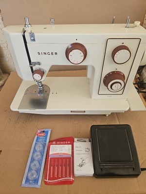  Vintage SINGER 5107 Zig-Zag Sewing Machine  TESTED WORKING!