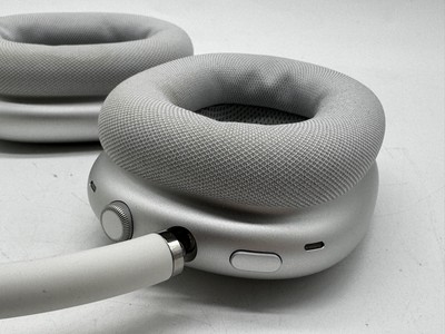 Apple AirPods Max A2096 MGYJ3AM/A Wireless Over-Ear