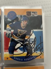 Gordie Roberts autographed 1990 Pro Set hockey card #271