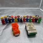 Lot of 15vintage - Fisher Price - LITTLE PEOPLE - Figures Moms,Kids & More Cars