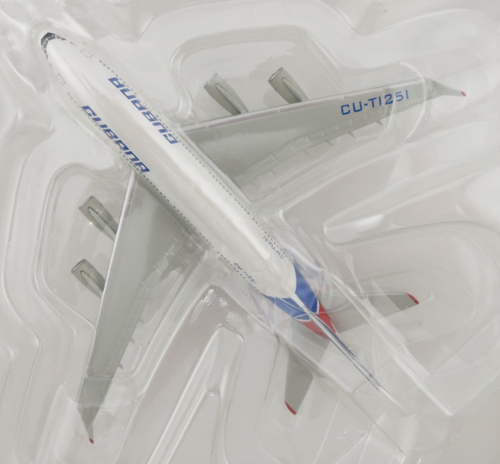 Herpa Cubana Ilyushin IL-96-300 Model - 1:500 - 508278 - Picture 12 of 18