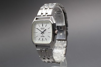 Exc+5] Vintage Seiko Silver Wave 8221-5000 Tank Quartz Mens