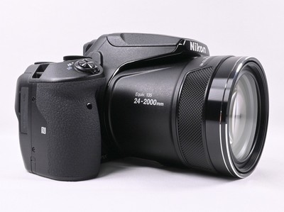 Nikon COOLPIX P900 16MP Compact Digital Camera - Black (Body