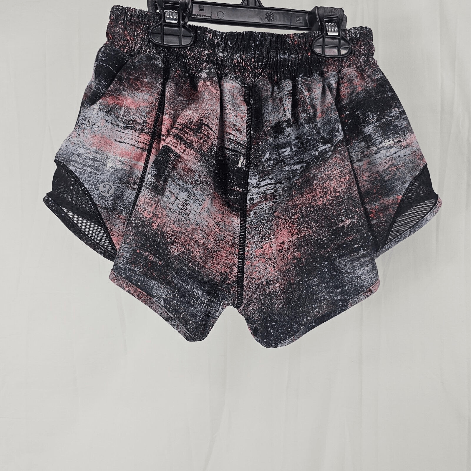 LULULEMON MULTICOLOR ABSTRACT PRINT MID-RISE RUNN… - image 3