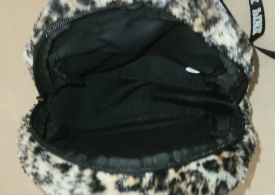 MINI MOCHILA DE PELE DE CHITA ROSA 2019  - Imagem 4 de 4