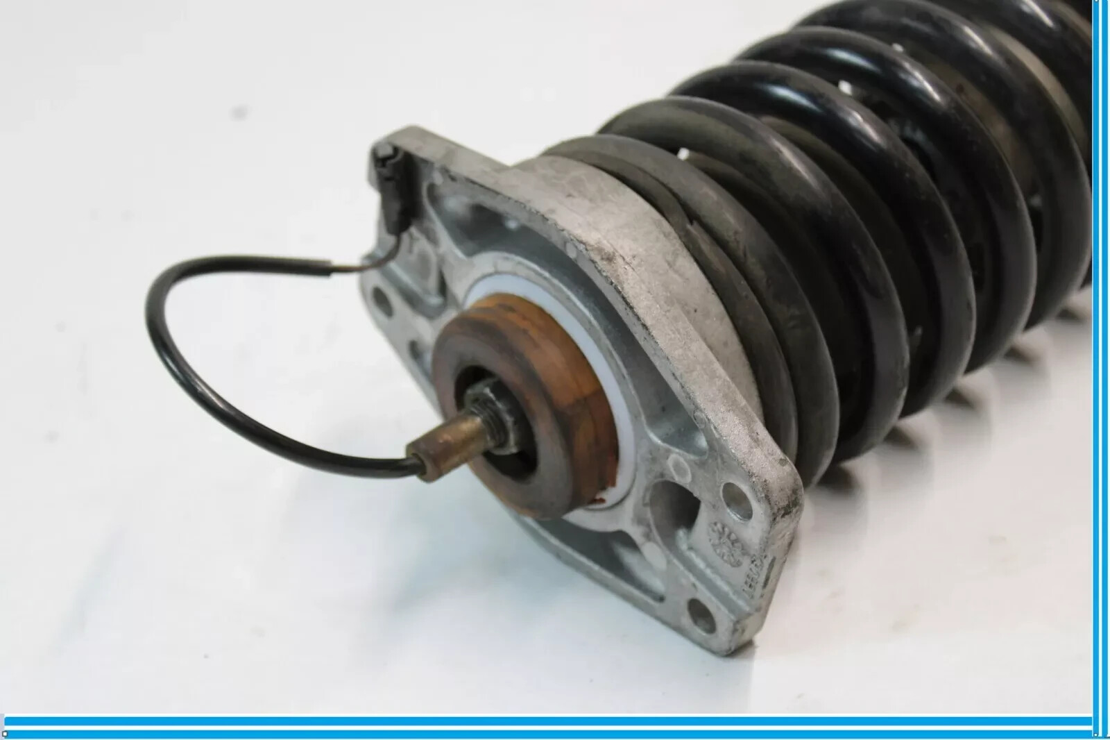 03-06 Maserati Quattroporte M139 Front Left or Right Shock Strut Absorber OEM