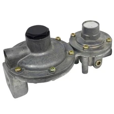 Mr. Heater F273763 Pipe Thread Propane Regulator 1/4 Male x 3/8 Female Dia. in.