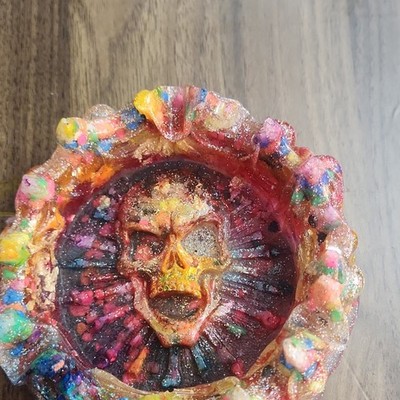 Handmade Multicolor Skull Resin Light-Up Ashtray Round Shape Indoor Cigarette