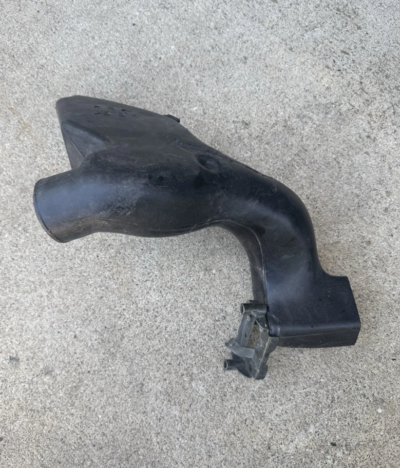 Yamaha YZF R6 1999-2002 OEM DERECHA IZQUIERDA CONDUCTOS DE ADMISIÓN DE AIRE 5EB-2838R-00-00 Foto 4 de 4