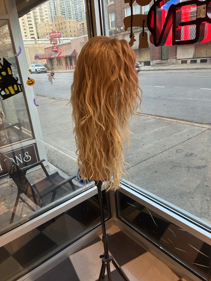 Peluca rubia playa 20 pulgadas HD frente de encaje Foto 2 de 4