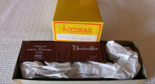Kit escala Accurail HO #3210 40' AAR caja de acero coche C. & N. W. coche #CNW108102 | Zustand: New