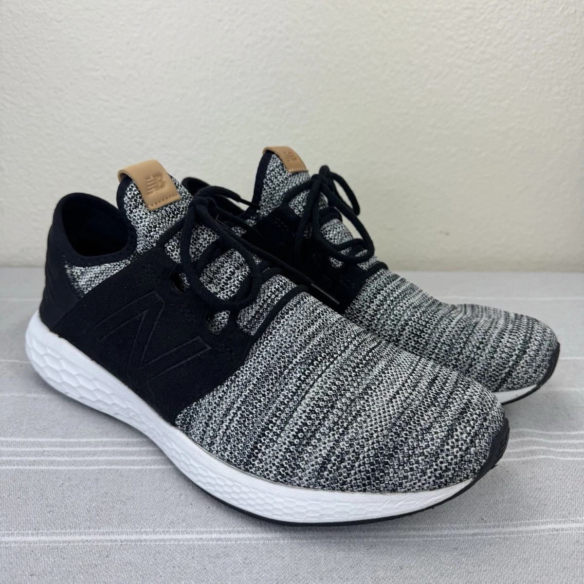 New Balance Fresh Foam Cruz V2 Knit White Black for Sale  display picture 1