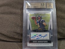2010 TOPPS FINEST MOMENTS SAM BRADFORD AUTO BGS 9.5 RAMS OKLAHOMA RC RARE SP