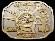 JC03166 VINTAGE 1986 100 YEARS OF  THE STATUE OF LIBERTY  GOLDTONE BELT BUCKLE