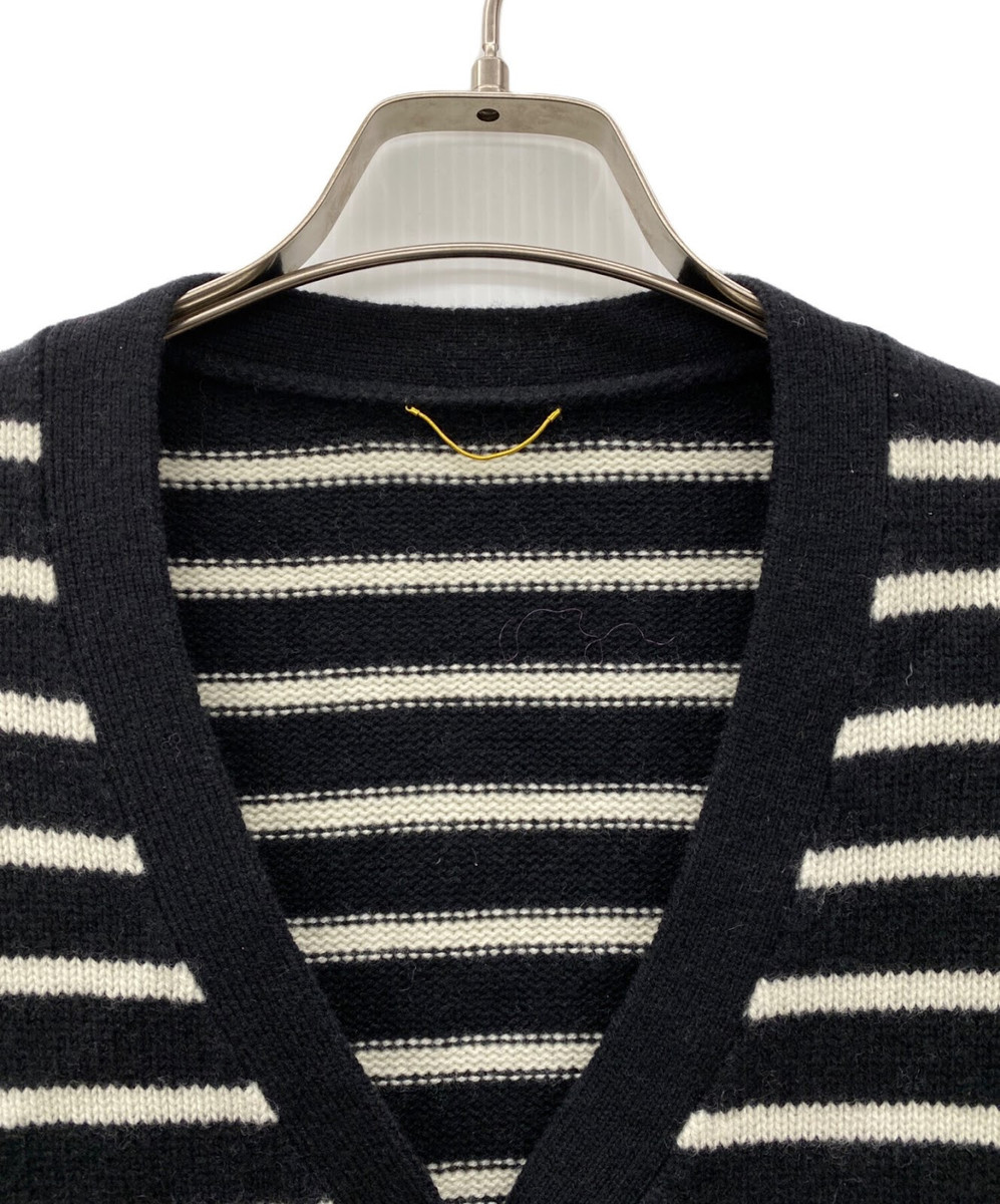 L'appartement GOLD BUTTON V/N CARDIGAN - Black x White Ext L'appartement GOLD BUTTON V/N CARDIGAN - Black x White Ext