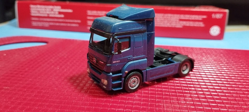 4 trattori herpa vari Mercedes Man Scania Herpa scala 1/87 H0 - Immagine 2 di 4