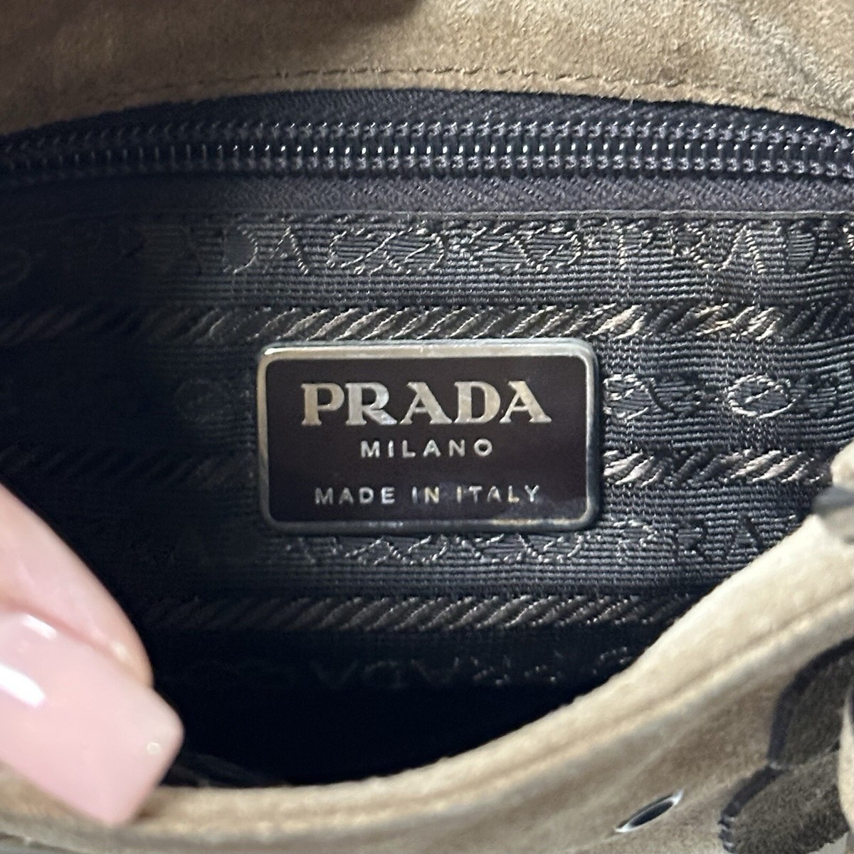 PRADA Fall Winter 1999 Appliqué Leaves Suede and Mesh Hand PRADA Fall Winter 1999 Appliqué Leaves Suede and Mesh Hand