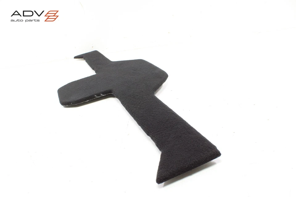 Chrysler Pacifica 2017-2025 carga trasera piso moldura delantera panel de cubierta OEM Foto 2 de 4