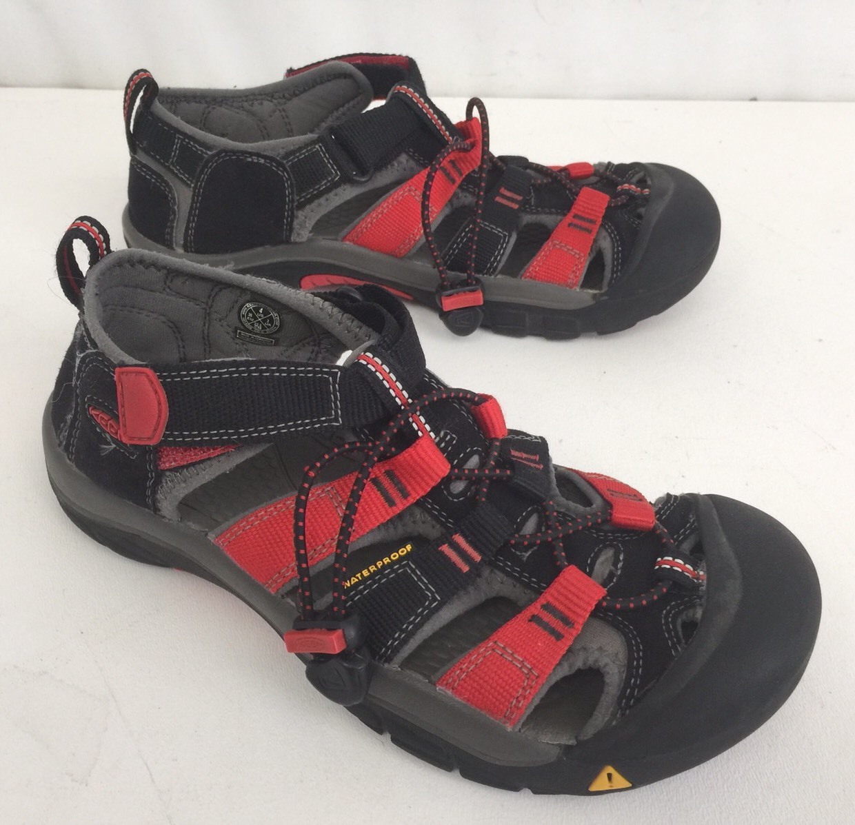 SANDALI SPORTIVI DA TREKKING KEEN IMPERMEABILI ROSSI NERI SCARPE ACQUA FIUME TAGLIA 4