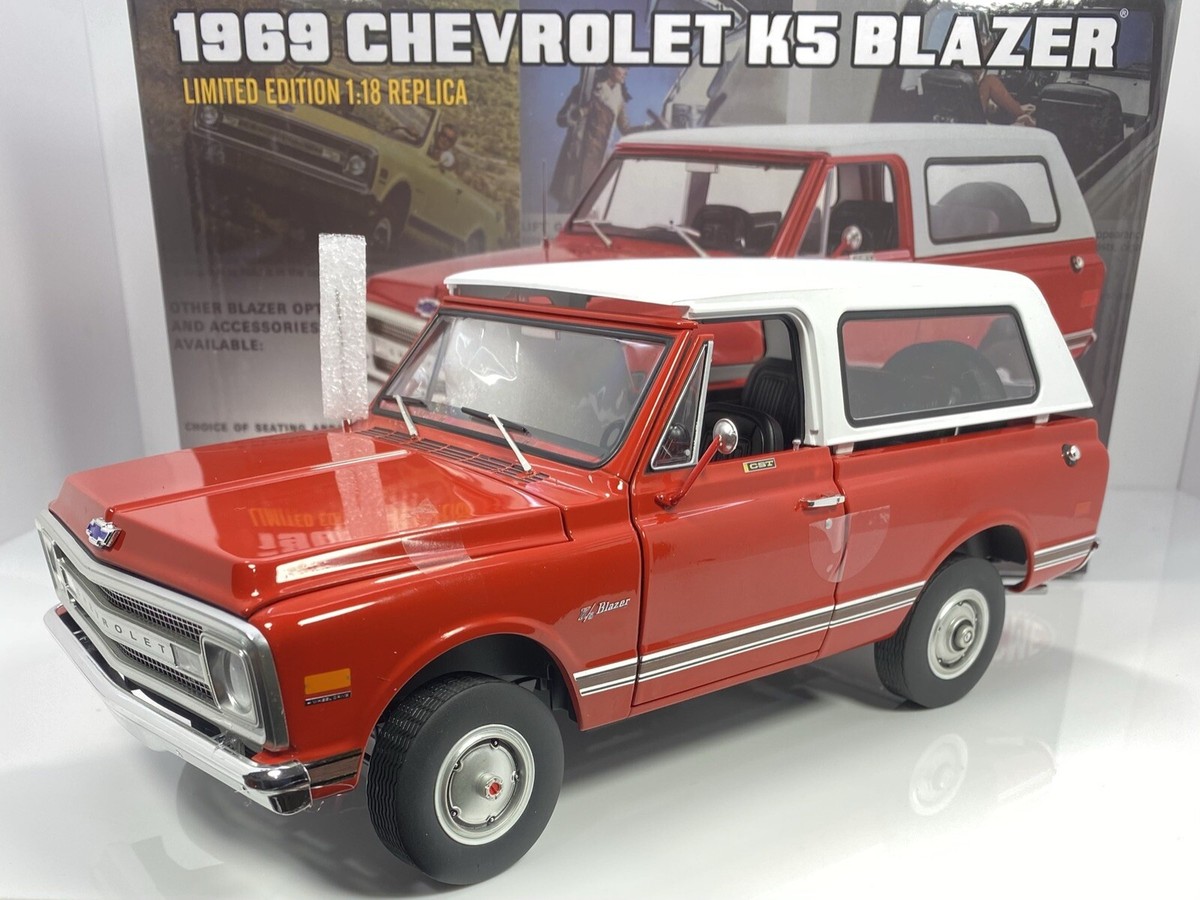 GMP/ACME 1/18 Scale 1969 CHEVY K5 BLAZER “VERY DETAILED AND
