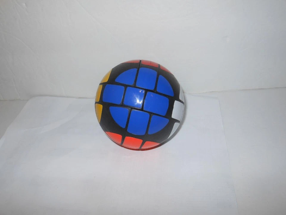 NEW 1980s ORIGINAL JAR SUPER SPHERE RUBIKS CUBE BALL PUZZLE W/ CLEAR TUBE LABEL - Image 3 of 4