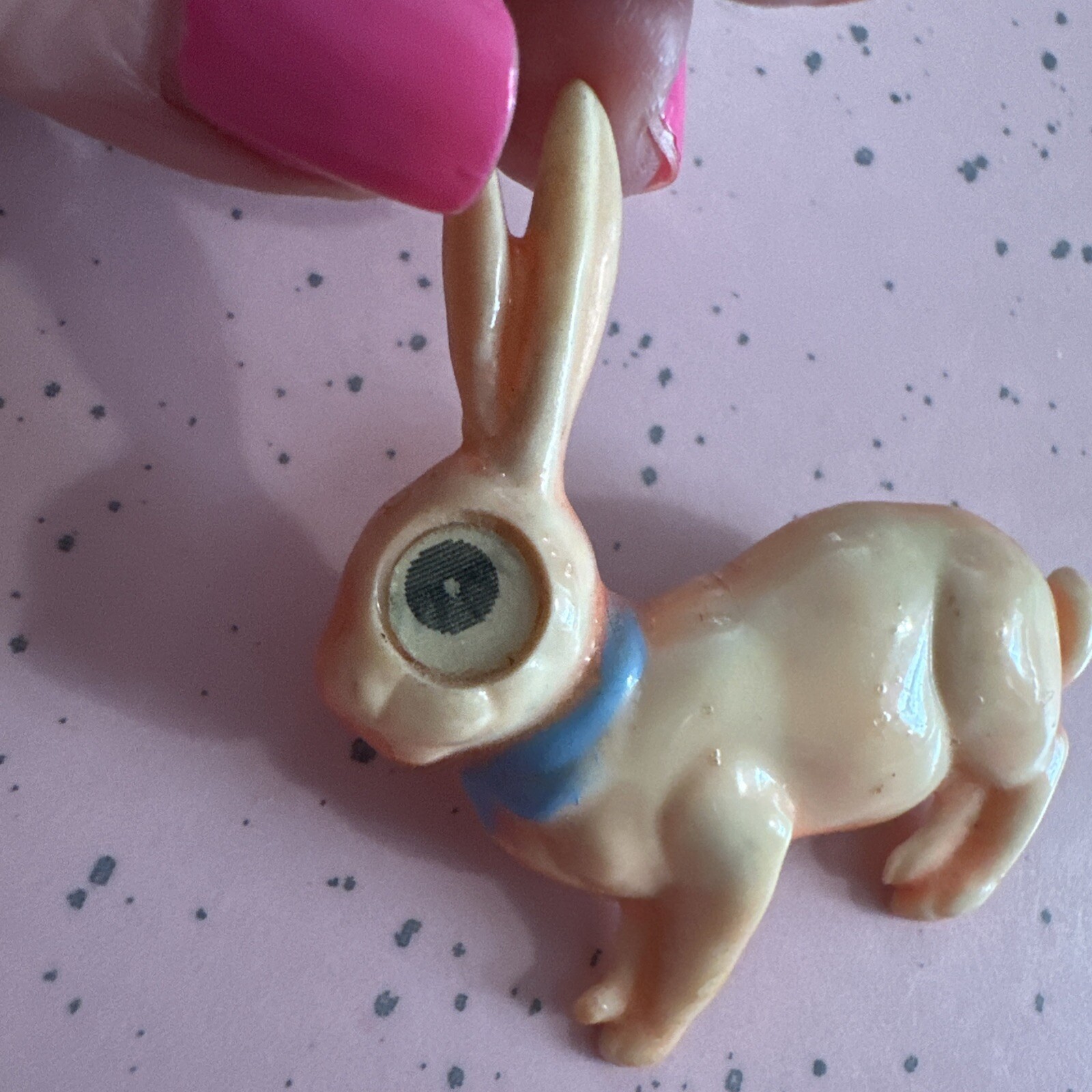 Vintage Celluloid Plastic Winking Easter Bunny Ra… - image 3