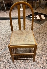 Sedie in legno con seduta in paglia – Stock 40 pezzi. Buone condizioni