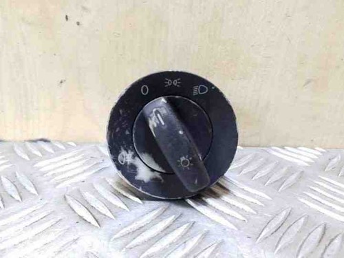 VW TOURAN 1T1, 1T2 Scheinwerferschalter 1T0941431B 1.9 Diesel 77kw 2005 26108292